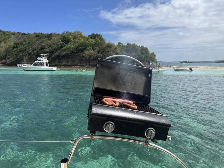Excursion en catamaran, Sainte-Luce